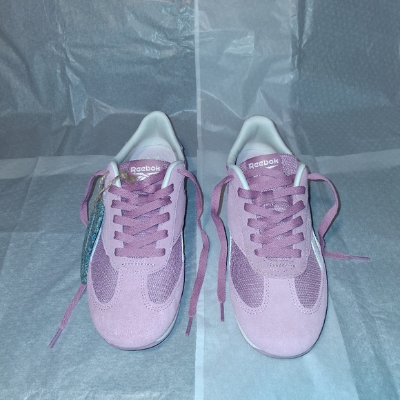 Reebok Sneakers, Brand New, Women size 9 - Picture 2 of 9